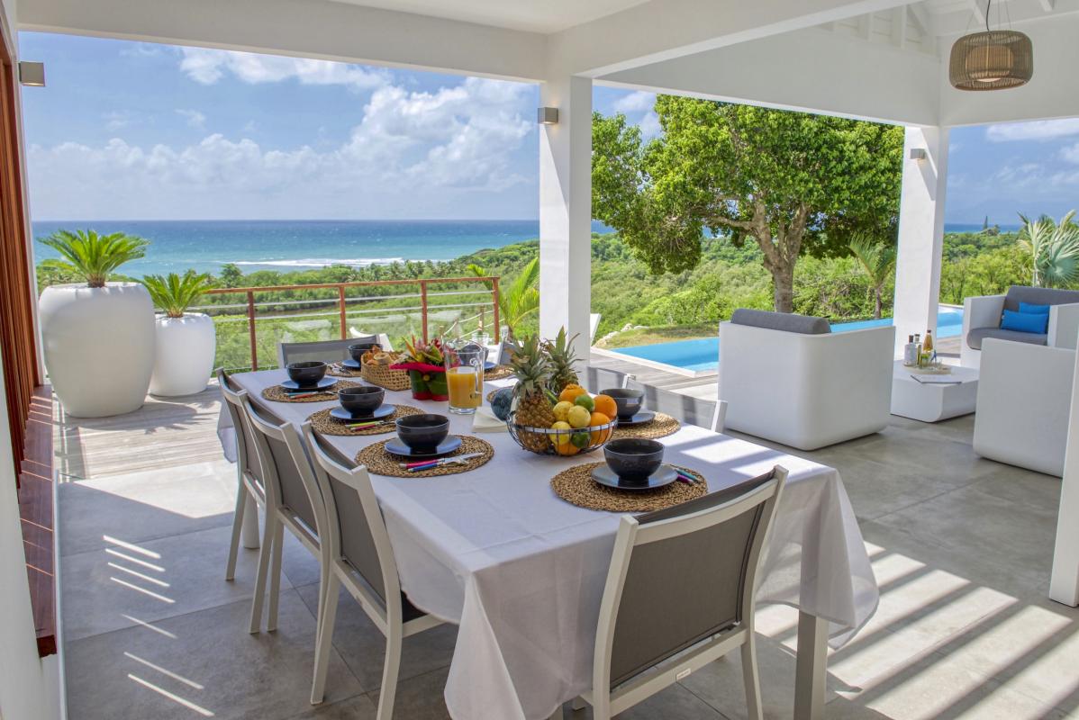 5.Location villa piscine vue mer Sainte Anne Guadeloupe